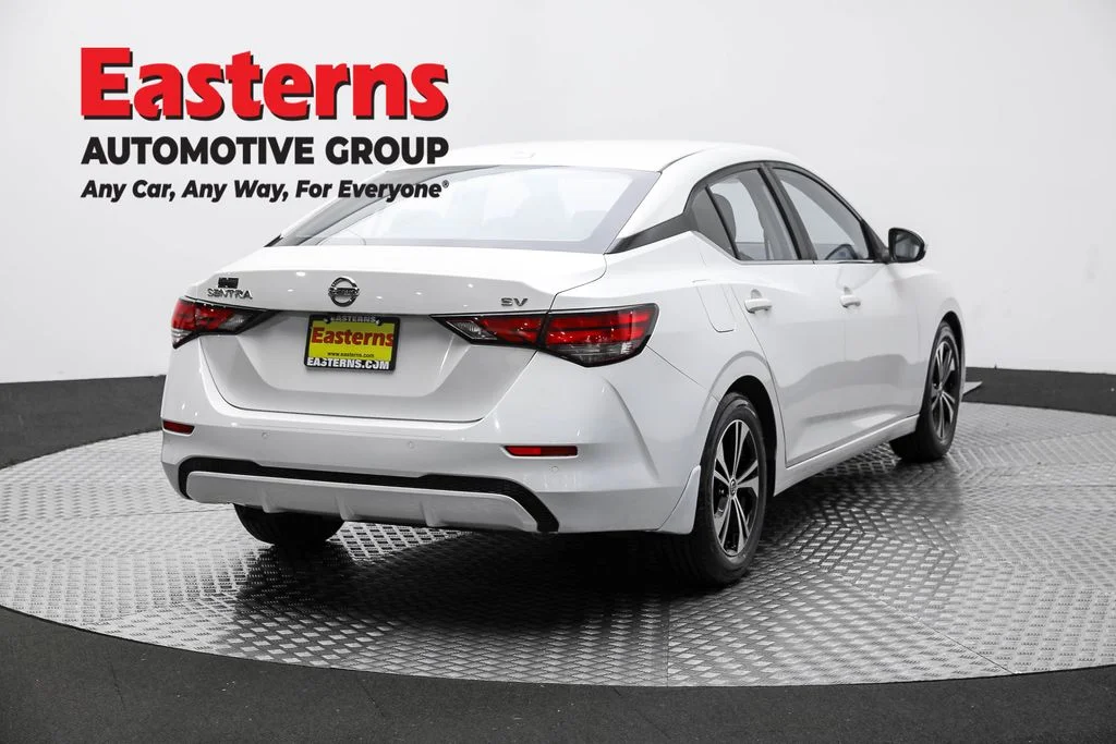 Used 2021 White Nissan SV image 5