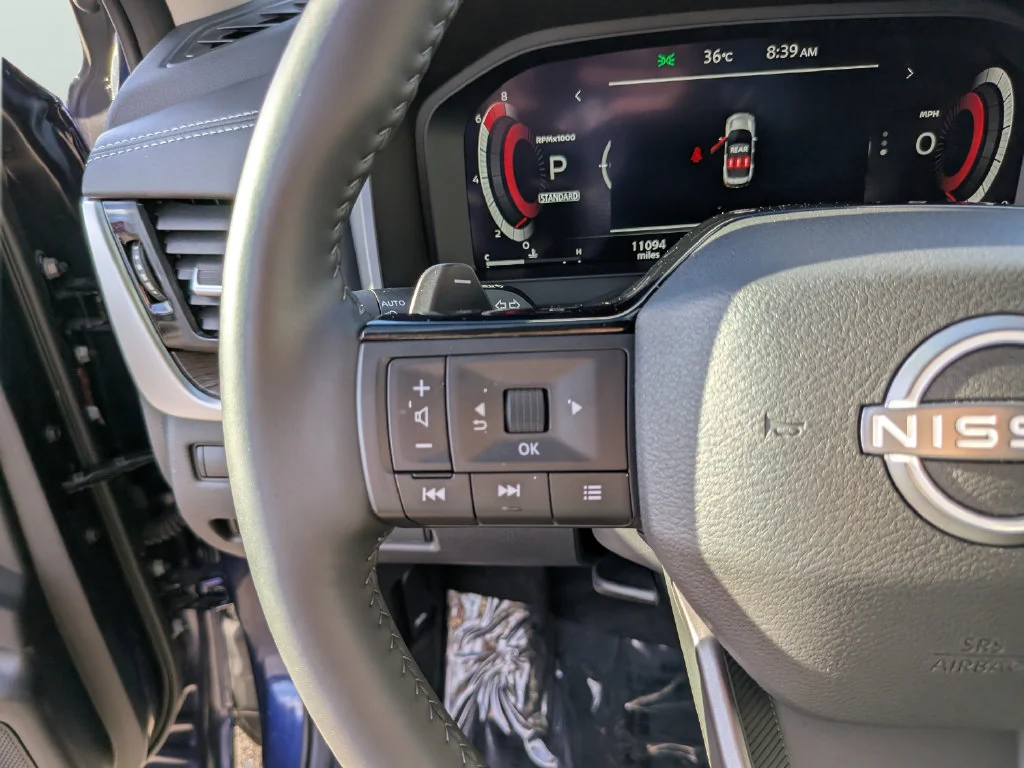 Used 2025 Blue Nissan Platinum image 31