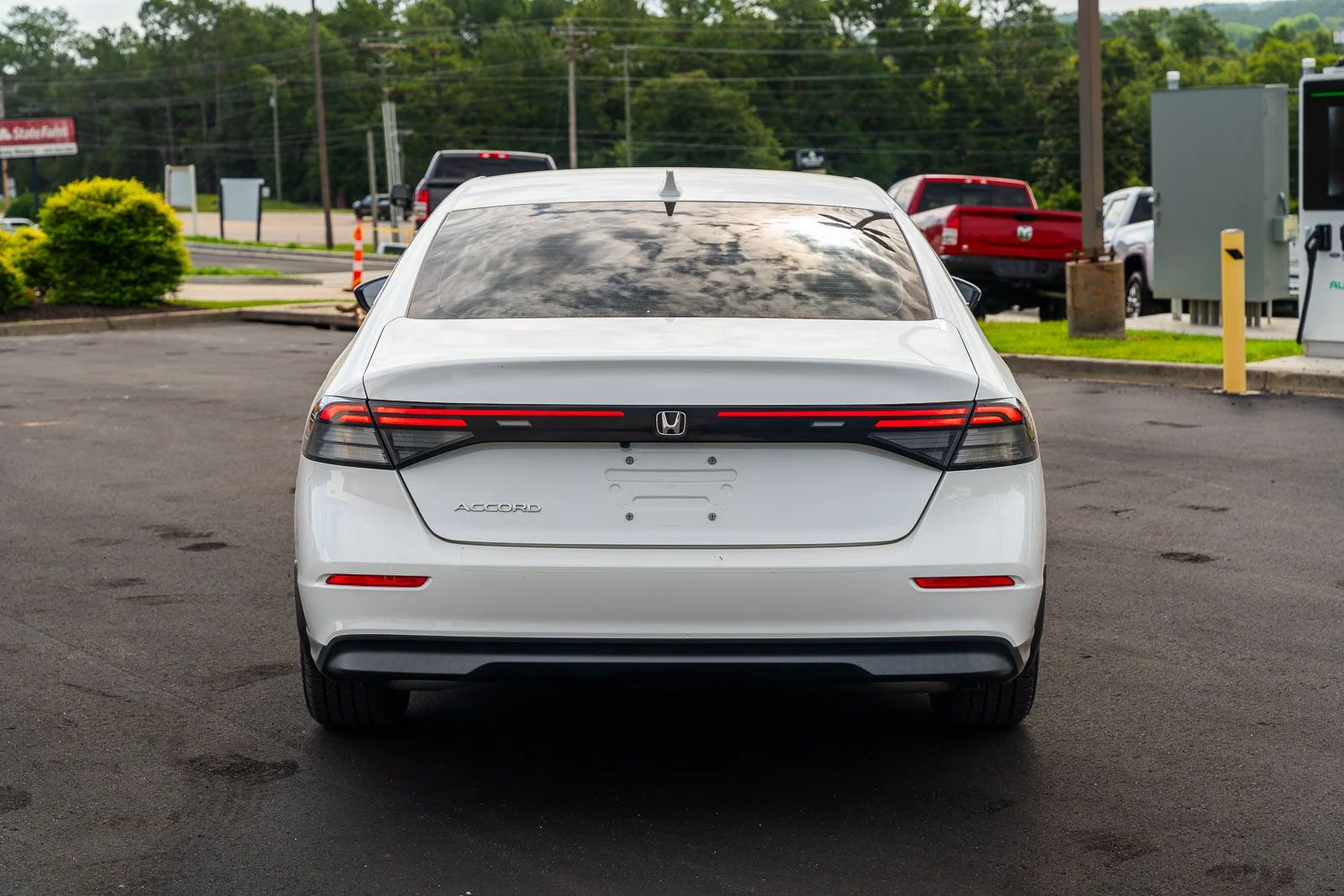 Used 2024  Honda EX image 5