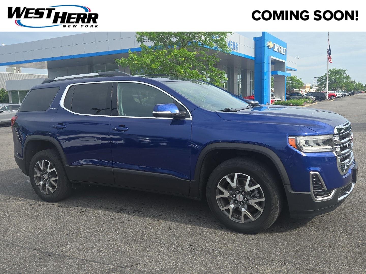 Used 2023 Ultra Blue Metallic GMC SLE image 1