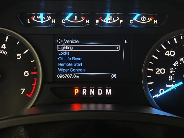 Used 2018 Blue Ford XLT image 18
