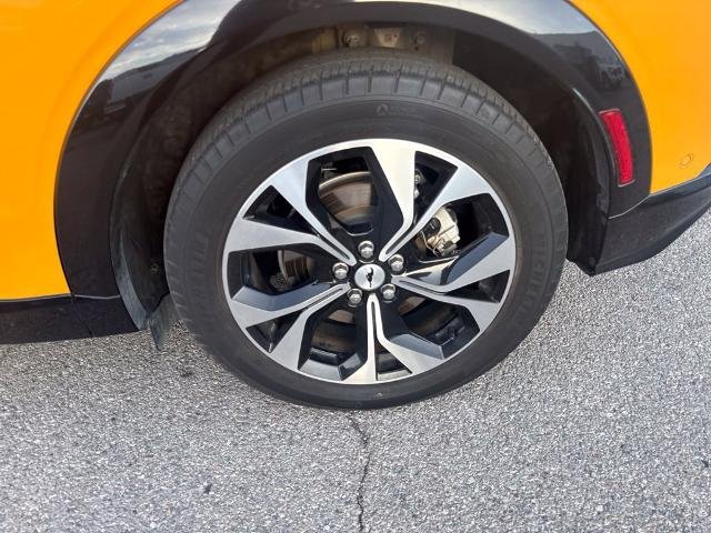 Used 2023 Orange Metallic Ford  image 17