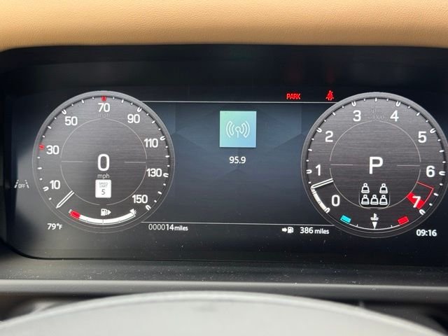 New 2026 Fuji White Land Rover S image 28