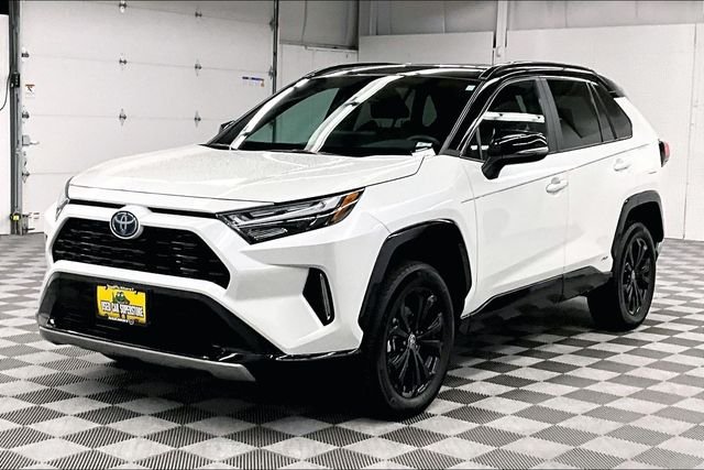 2023 Toyota RAV4 XSE - Photo 12