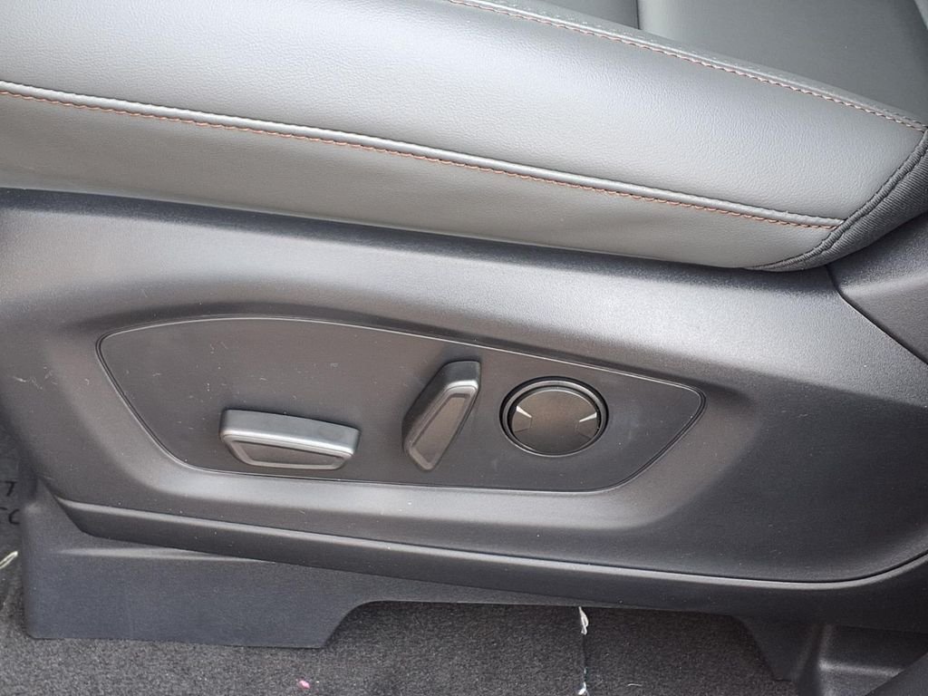 New 2026 Agate Black Metallic Ford Active image 14