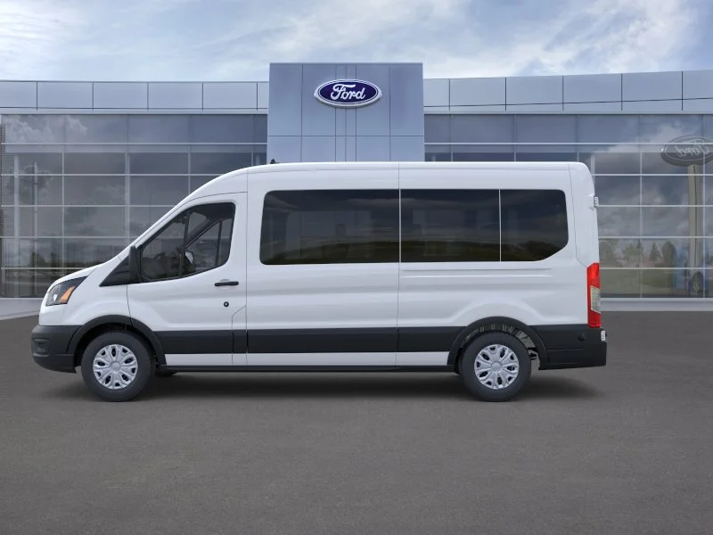 New 2026 Oxford White Ford Passenger Van XL image 3
