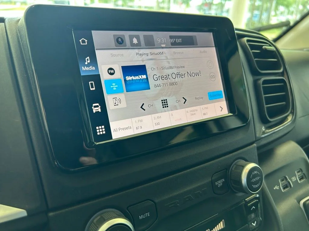 Used 2022 White Ram High Roof image 8