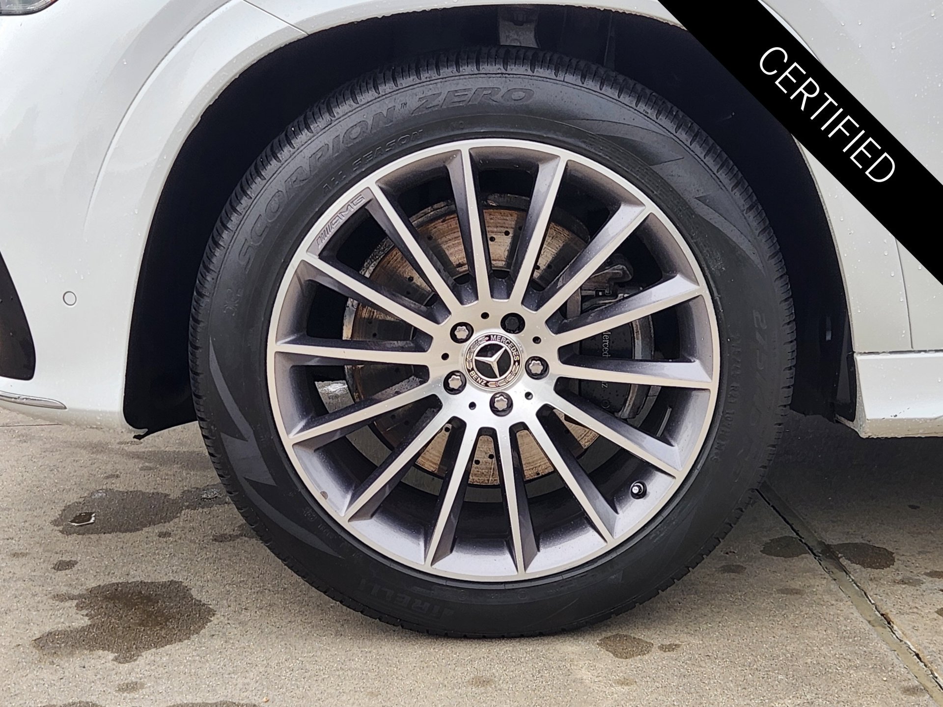 Certified Used 2026 MANUFAKTUR Moonlight White Metallic Mercedes-Benz GLE 450 image 12