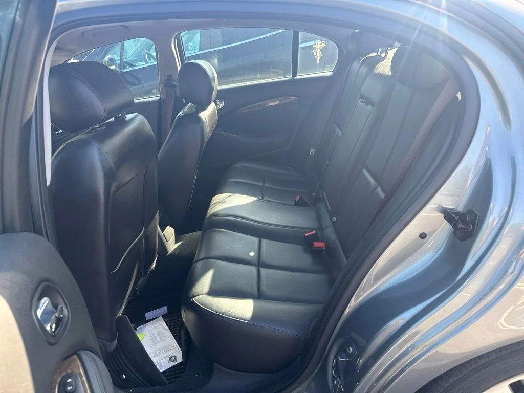 Used 2005 Blue Jaguar 3.0 image 6
