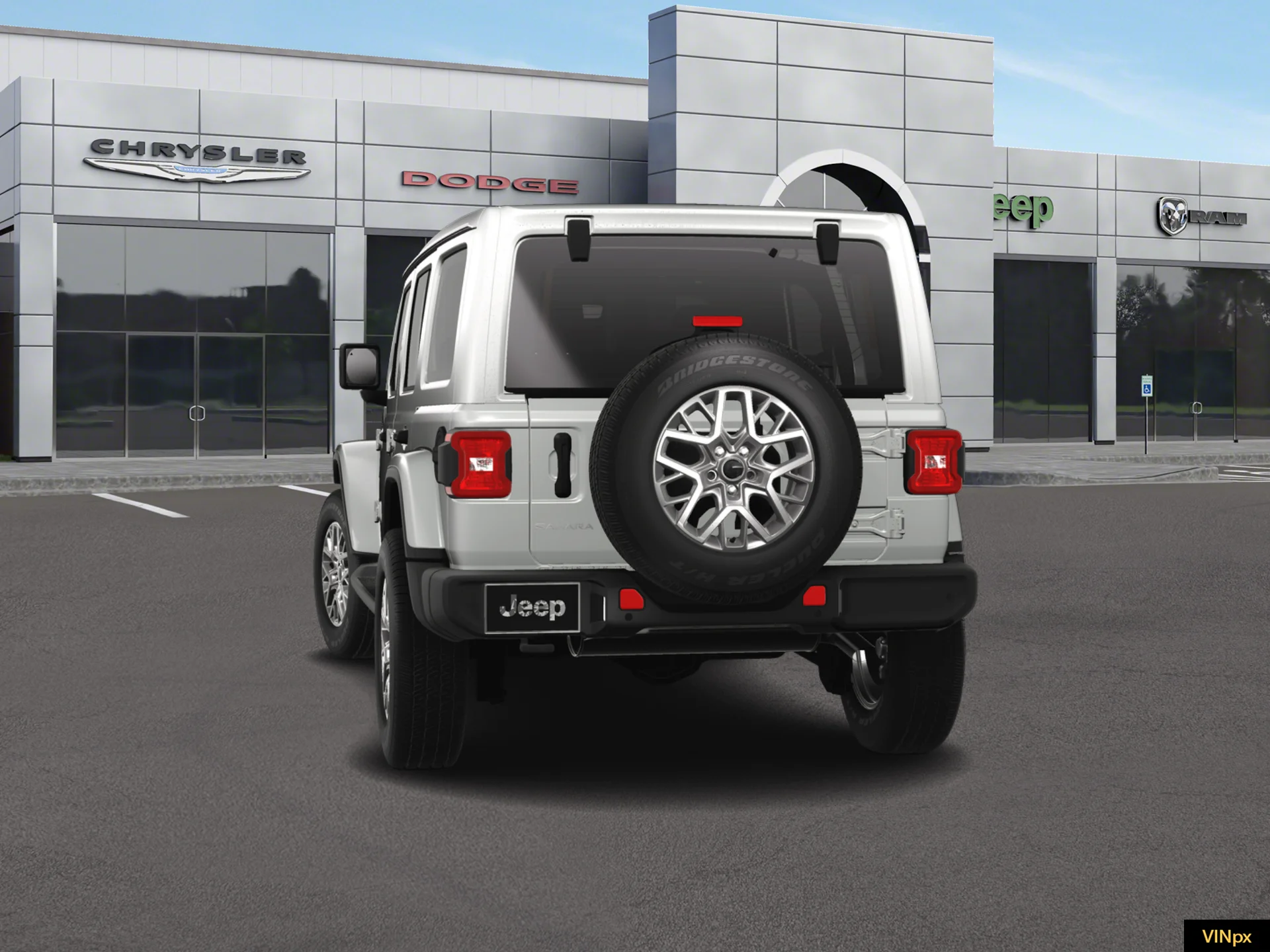 2025 Jeep Wrangler 4-Door Sahara - Photo 13