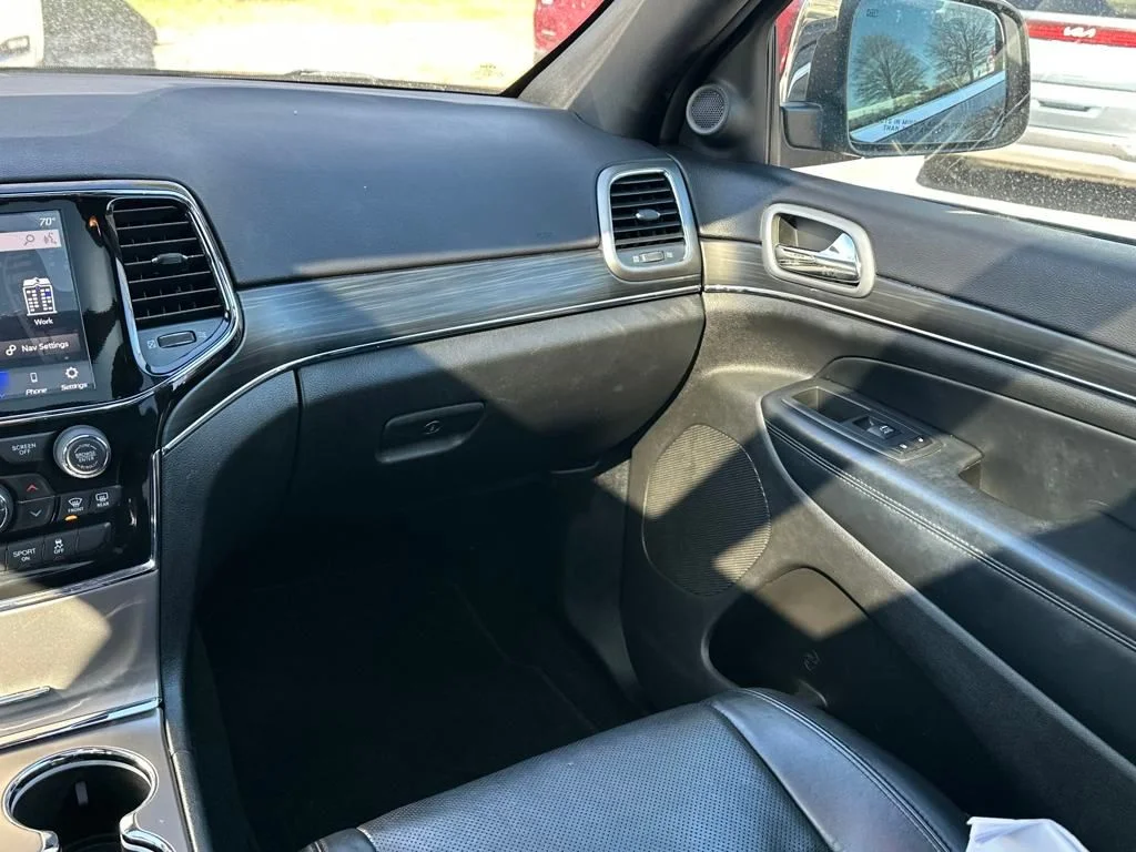 Used 2021 Black Jeep Limited image 8