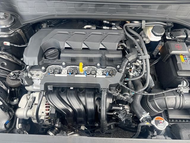 Used 2026 Black Hyundai SEL image 29