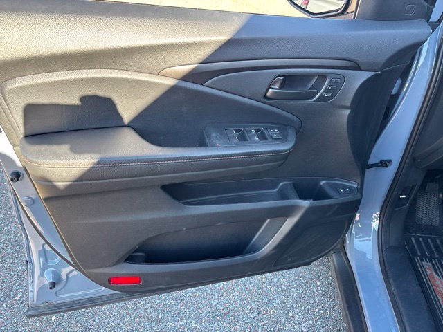 Certified Used 2024 Gray Pearl Honda TrailSport image 14
