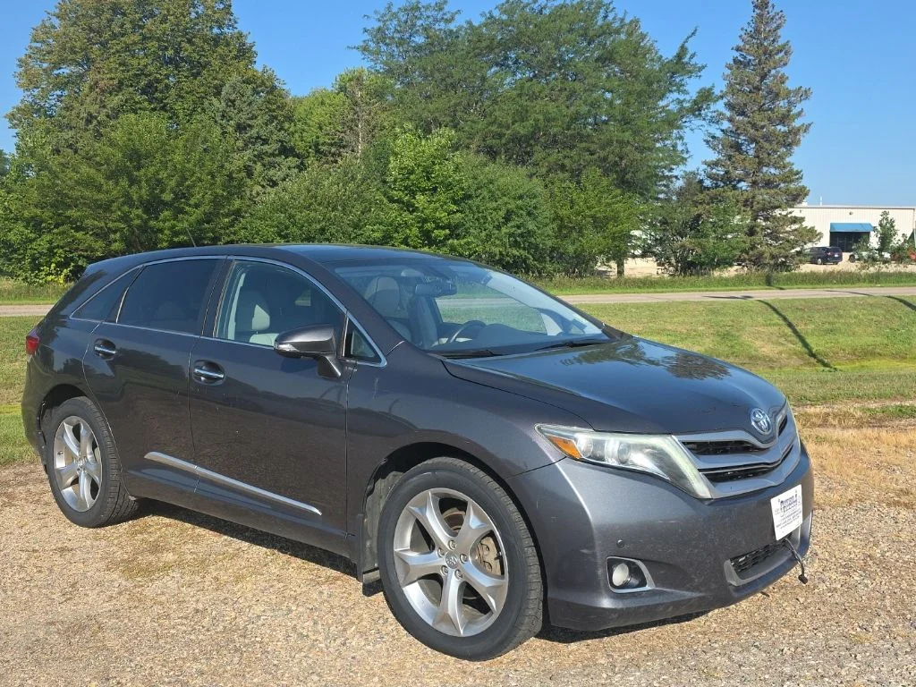 Used 2015 Toyota Venza Limited with VIN 4T3BK3BB1FU109414 for sale in Spirit Lake, IA