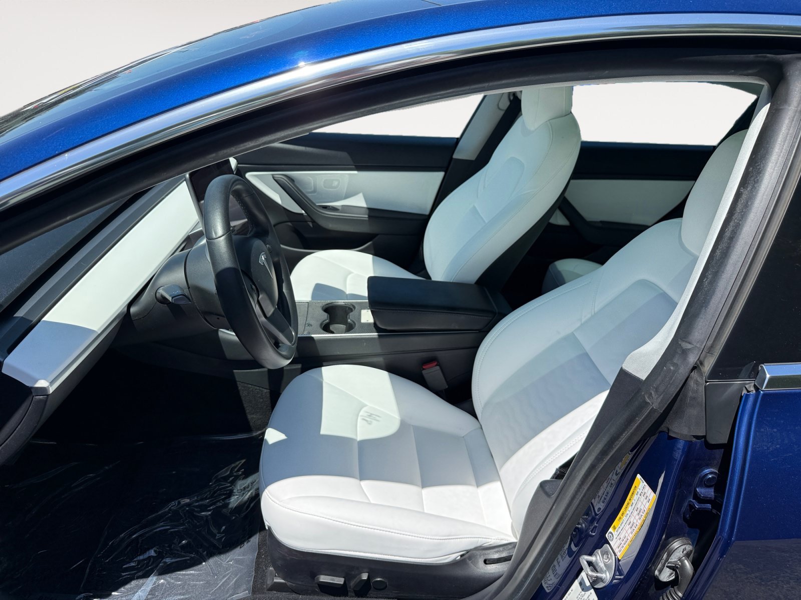 Used 2020 Deep Blue Metallic Tesla Standard Range Plus image 10