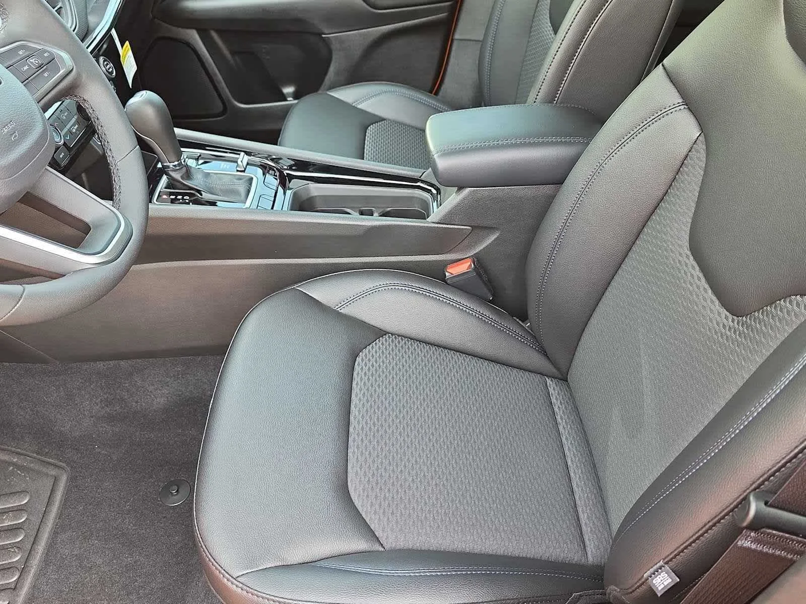 New 2026 Joose Exterior Paint Jeep Latitude image 15