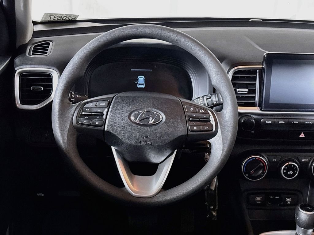 Used 2024 Gray Hyundai SE image 13