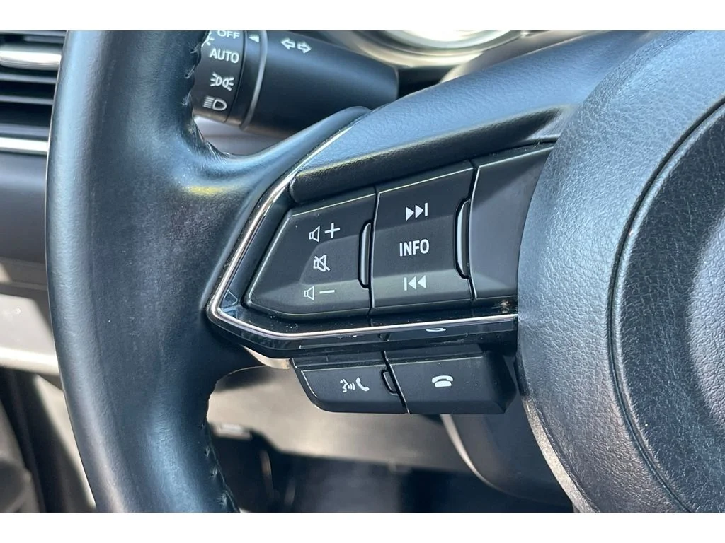 Used 2021 Snowflake White Pearl Mica Mazda Touring image 36