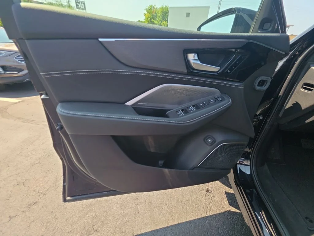 Certified Used 2026 Majestic Black Pearl Acura Advance Package image 12