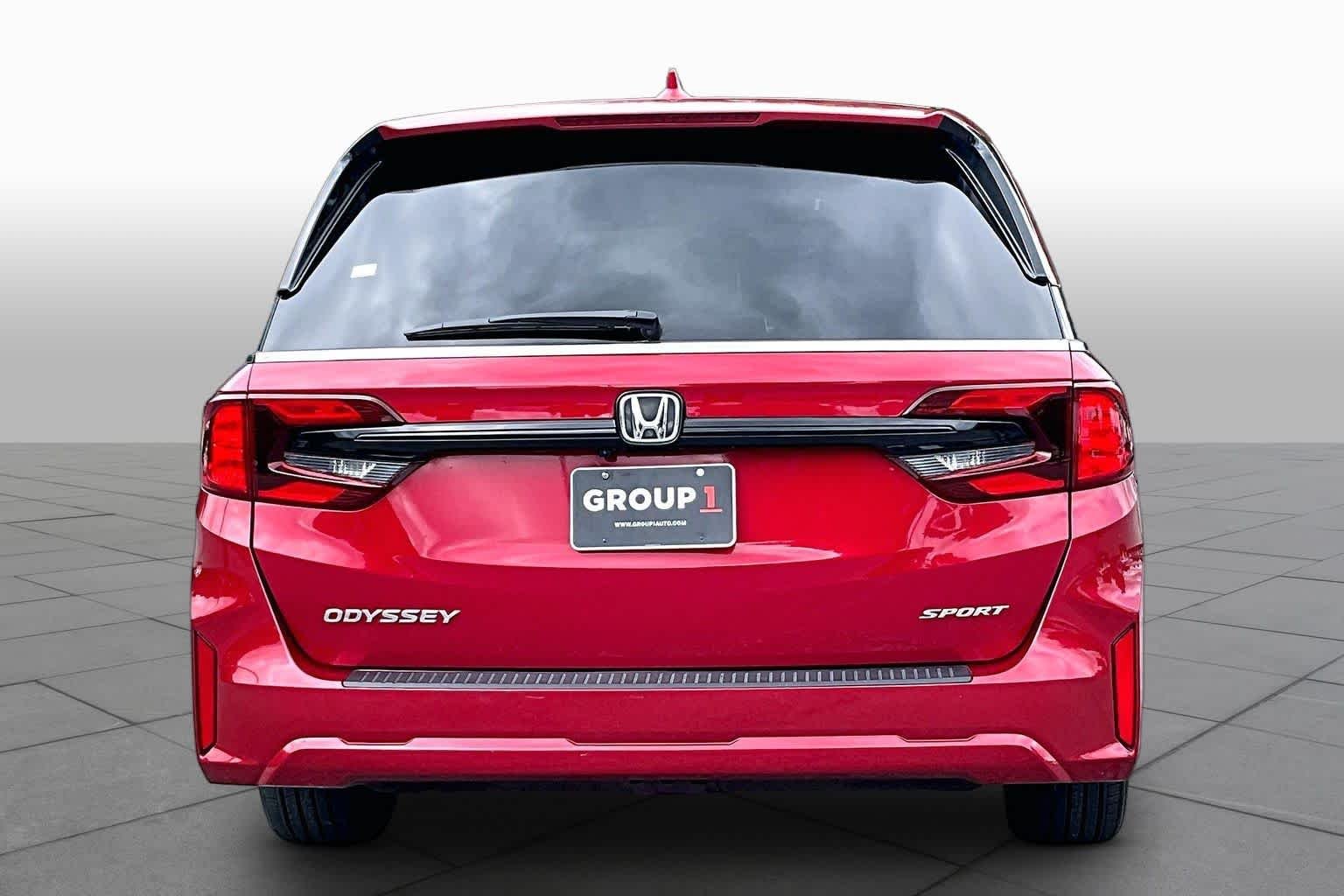 Used 2025 ruby Honda Sport-L image 5