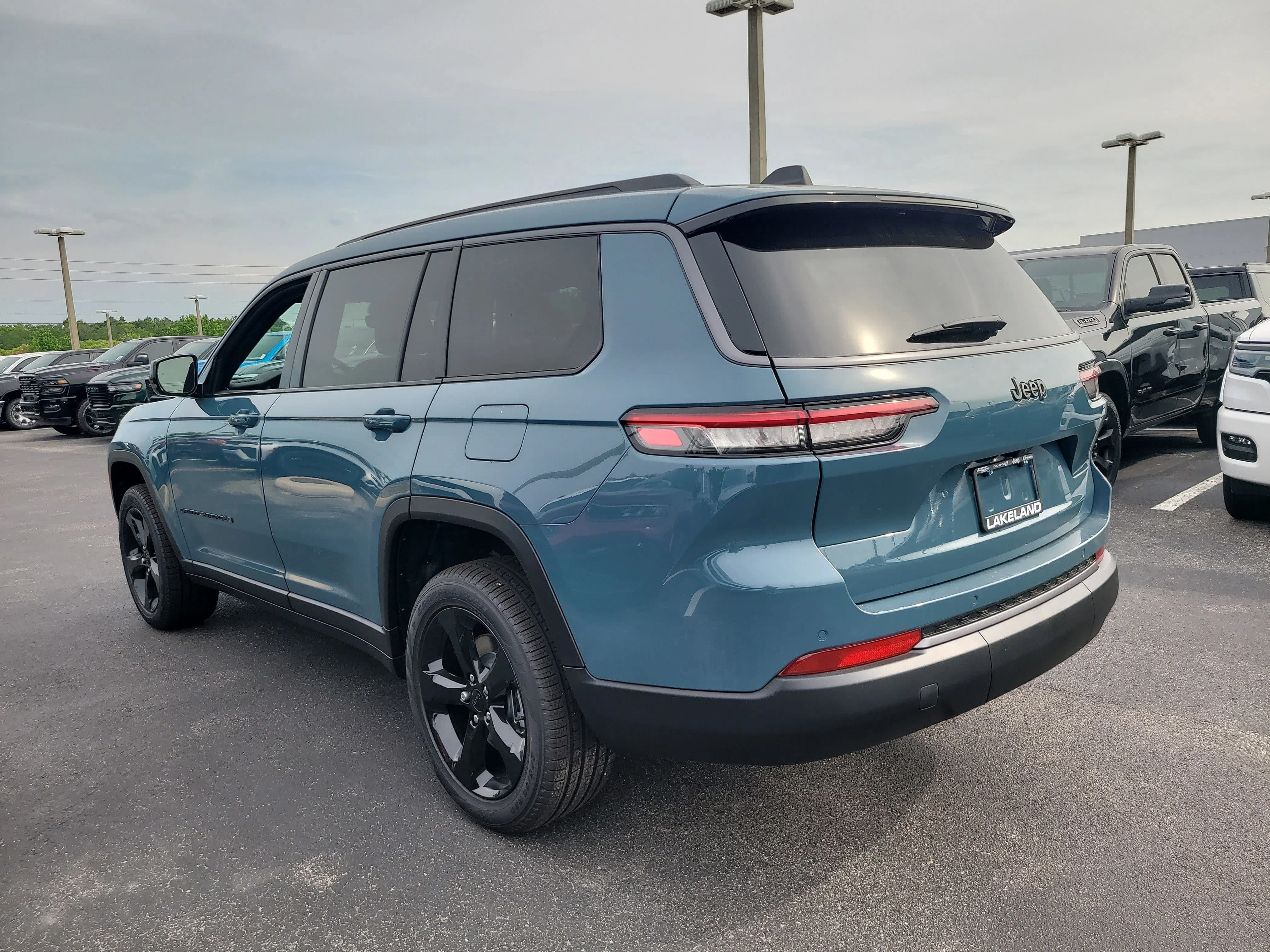 New 2026 Steel Blue Jeep Limited image 8