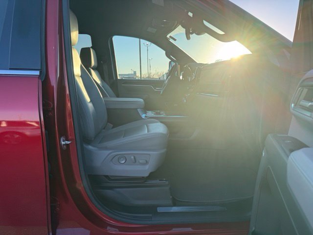Used 2024 Red GMC SLT image 12