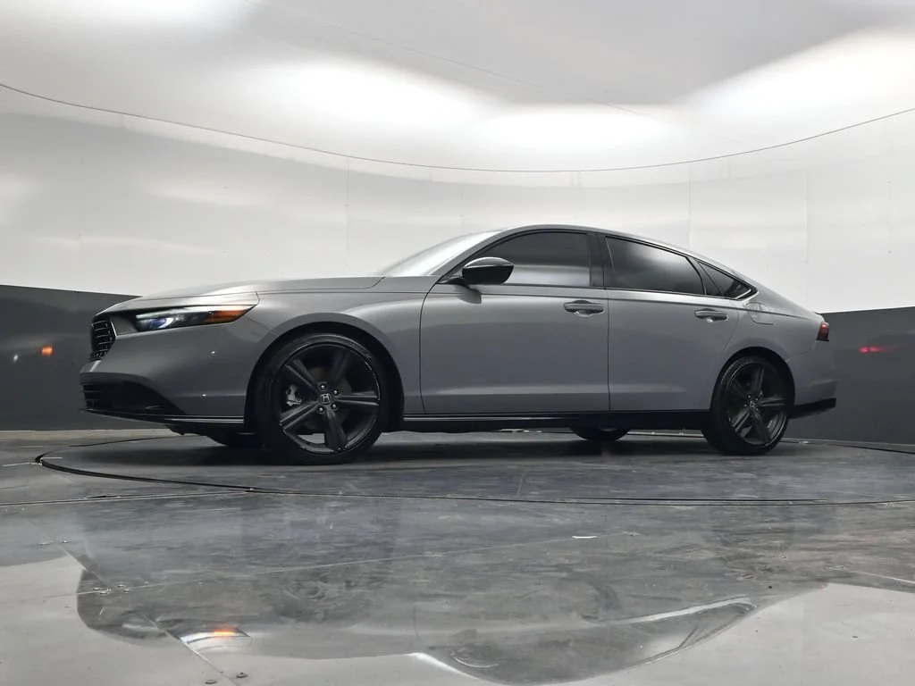 Used 2024  Honda Sport-L image 32