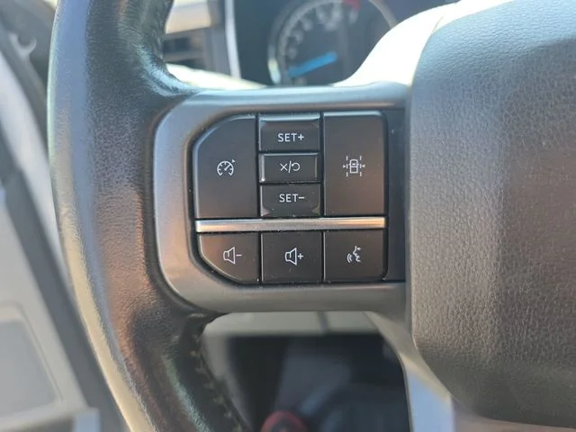 Used 2022 White Ford XLT image 17