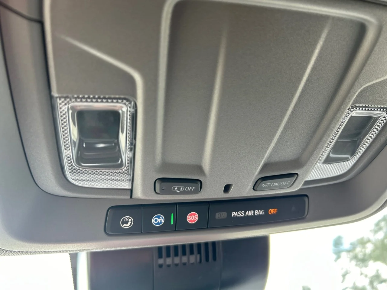 Used 2025 Sterling Metallic GMC SLT image 17