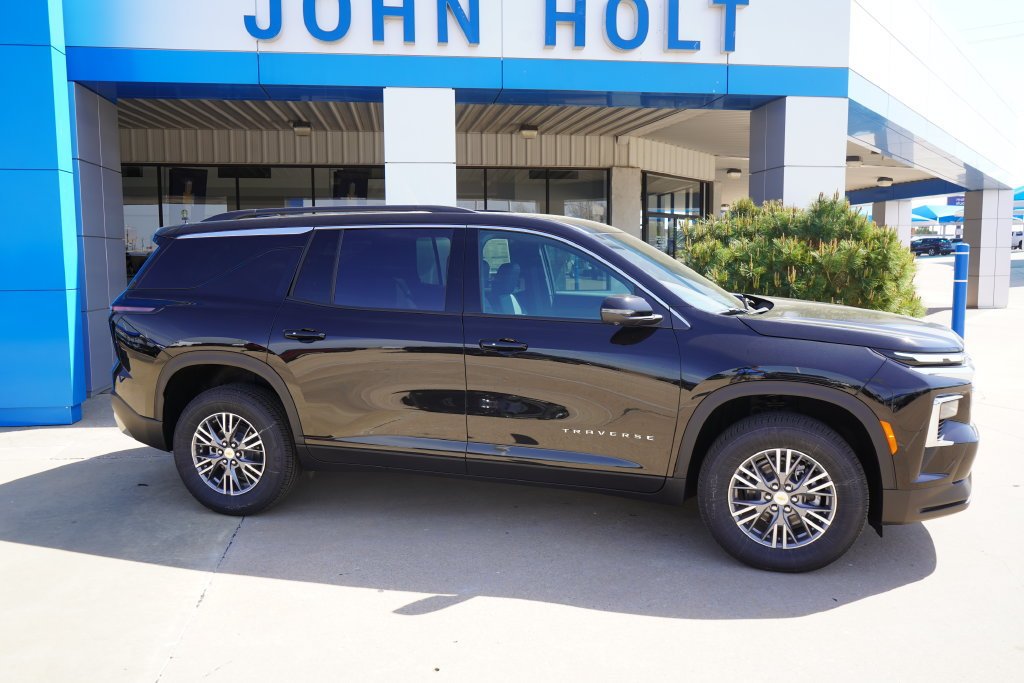 2026 Chevrolet Traverse LT - Photo 8