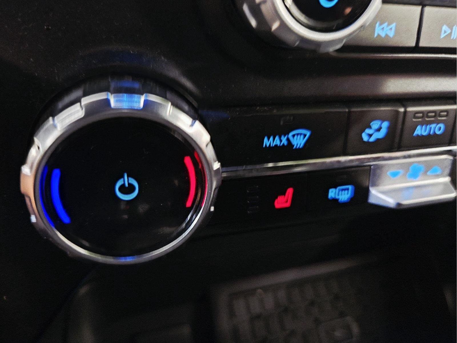 Used 2024 Blue Ford XLT image 30