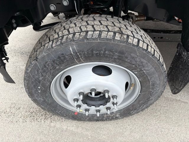 2026 Ford F-550SD — photo 26