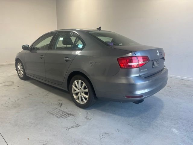 Used 2015 Gray Volkswagen 1.8T SE image 8