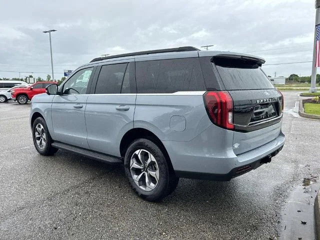 New 2027 Glacier Gray Metallic Tri-Coat Ford Active image 16