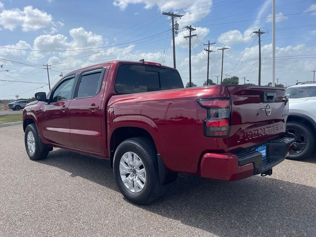 Used 2023 Red Nissan SV image 5