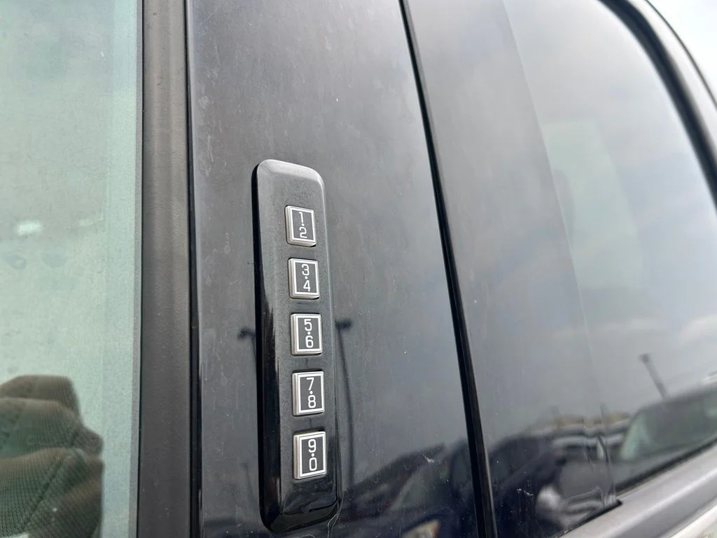 Certified Used 2019 Gray Ford XLT image 27
