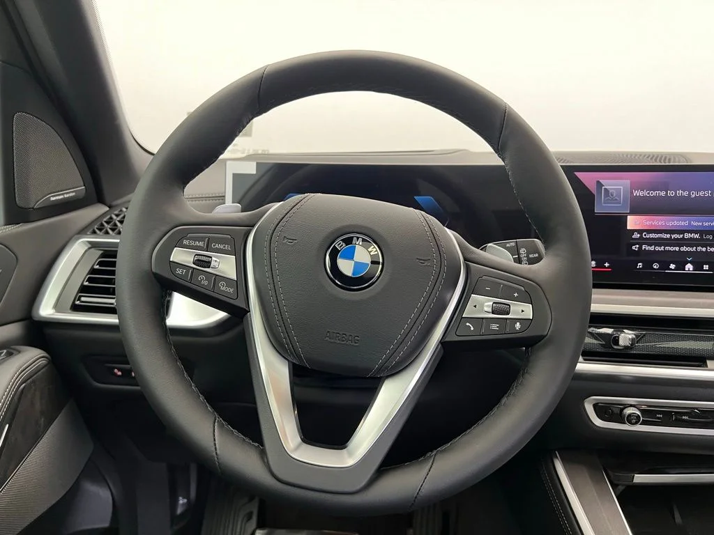 New 2026 Black Sapphire Metallic BMW sDrive40i image 17