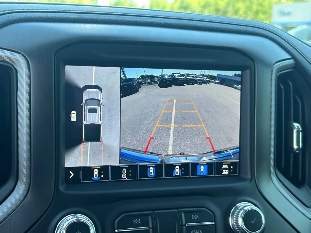 Used 2021 Gray GMC AT4 image 21