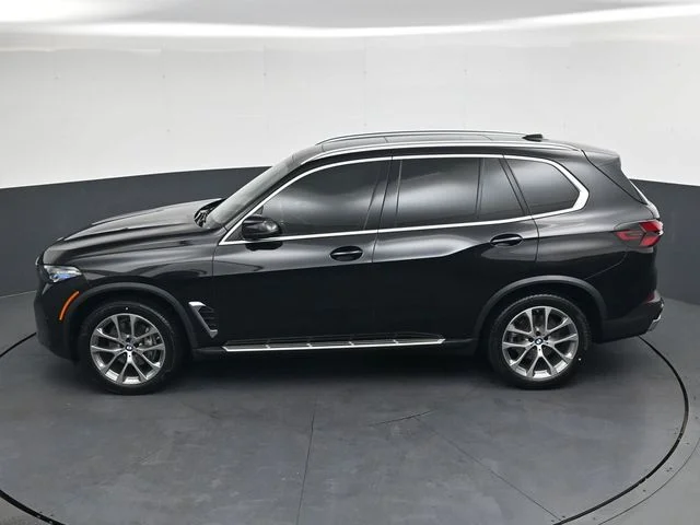 Certified Used 2024 Black BMW sDrive40i image 27