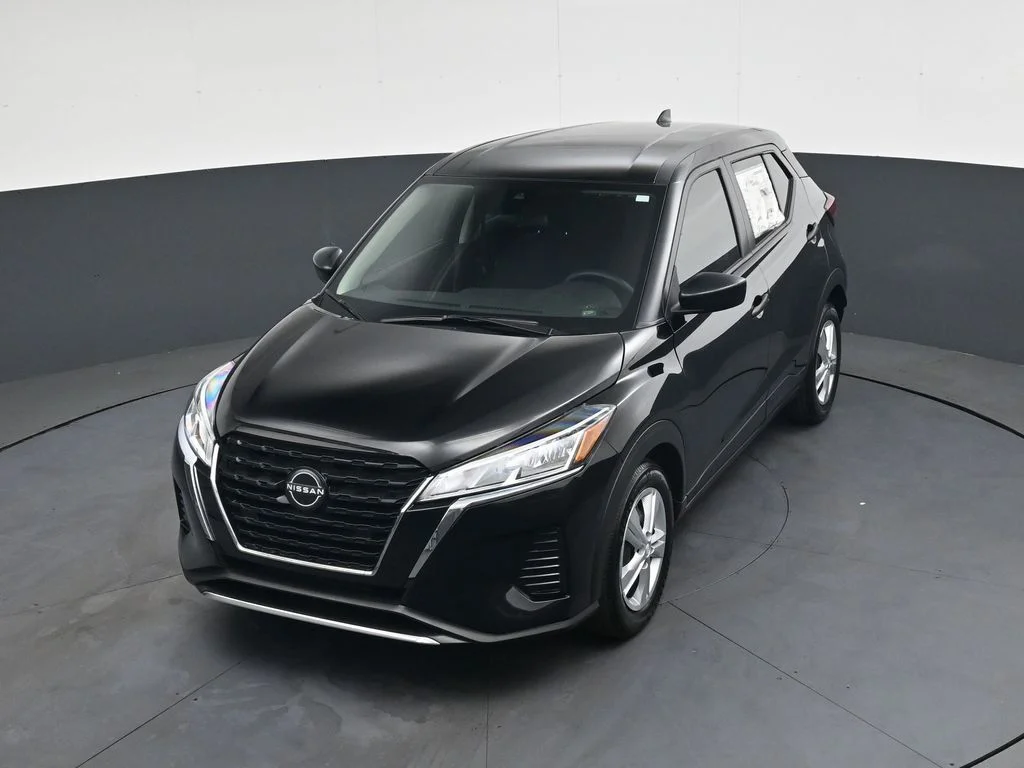 Used 2025 Black Nissan S image 34