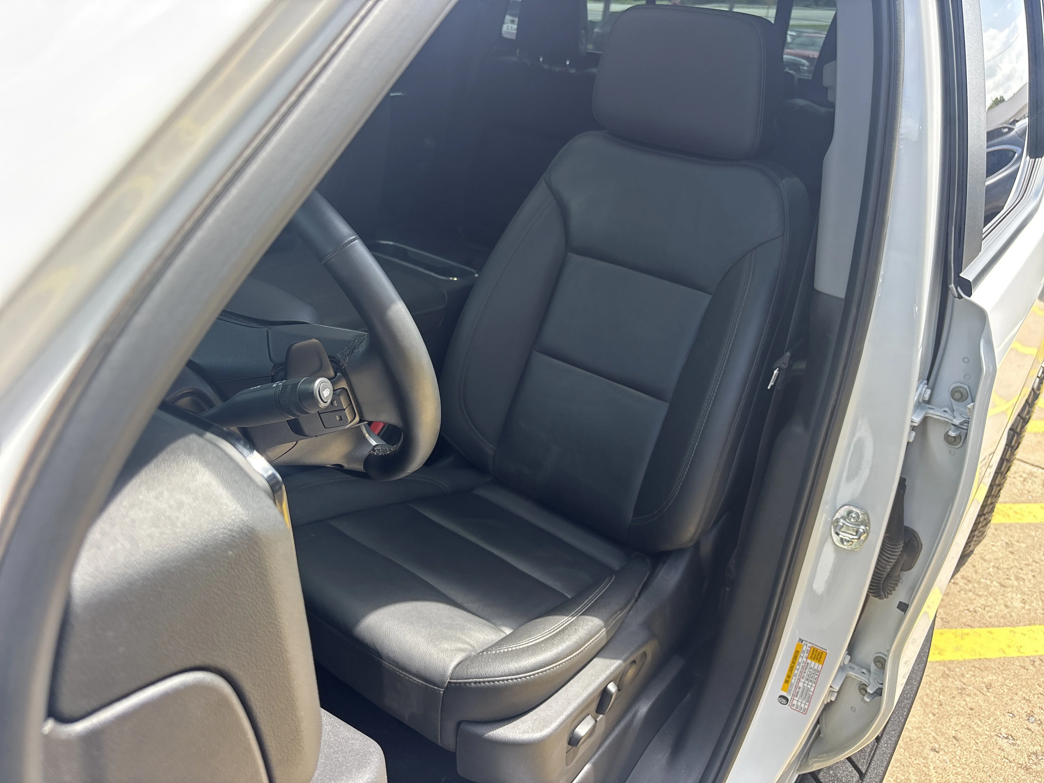 Used 2025 Summit White Chevrolet LT Trail Boss image 22