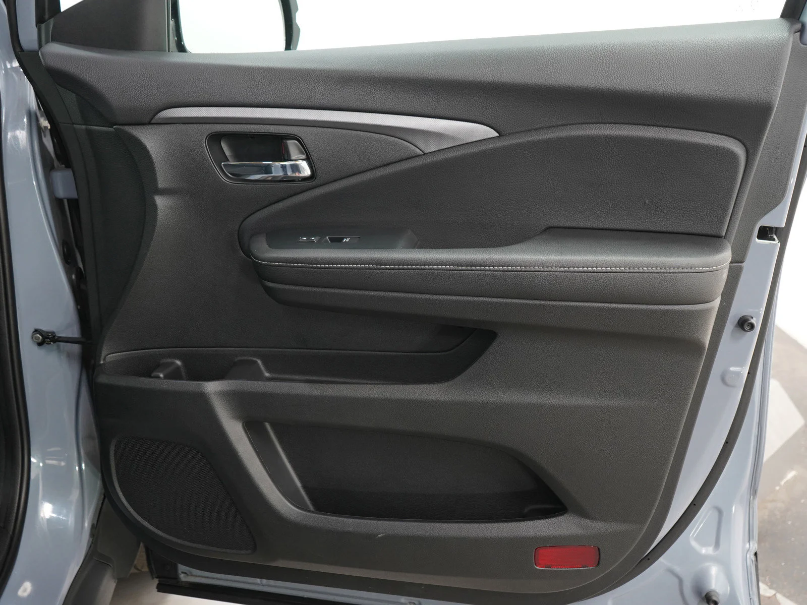 Used 2023 Light Blue Honda Sport AWD image 12
