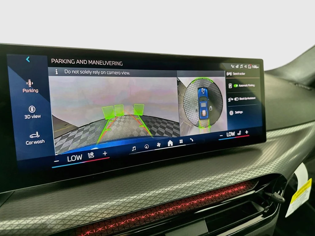 New 2026 Blue Metallic BMW 330i xDrive image 19