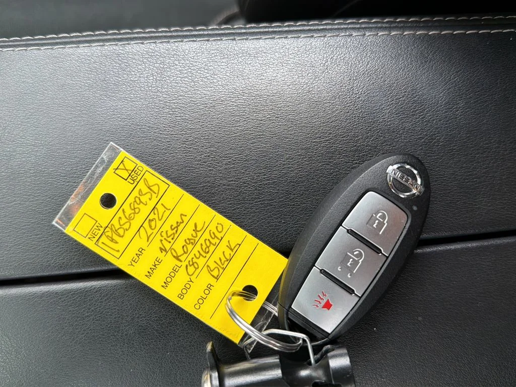Used 2021 Black Nissan S image 13