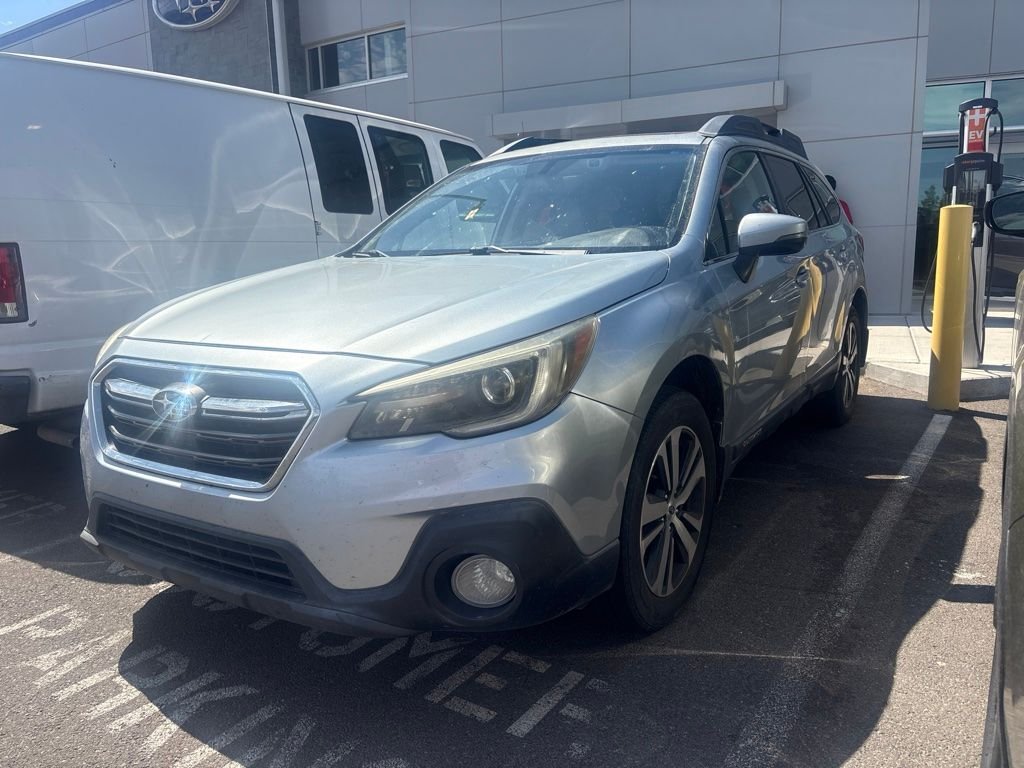 Used 2018 Silver Subaru 2.5i image 1