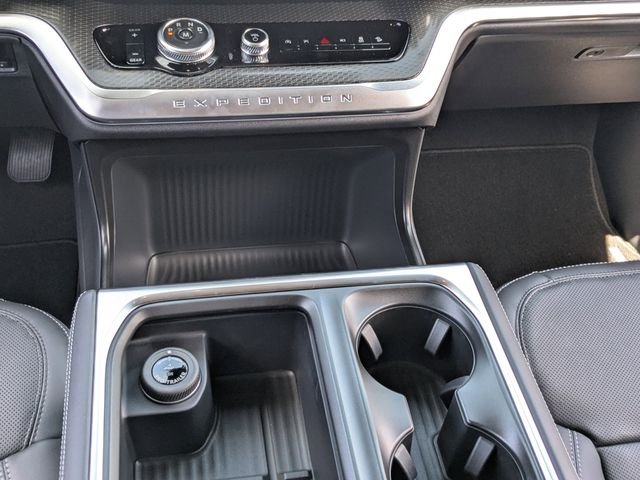 New 2026 Agate Black Metallic Ford MAX Platinum® image 19