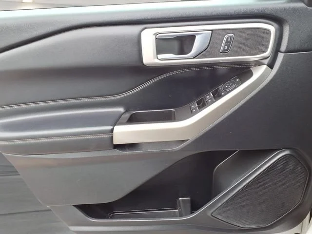 Used 2021  Ford XLT image 14