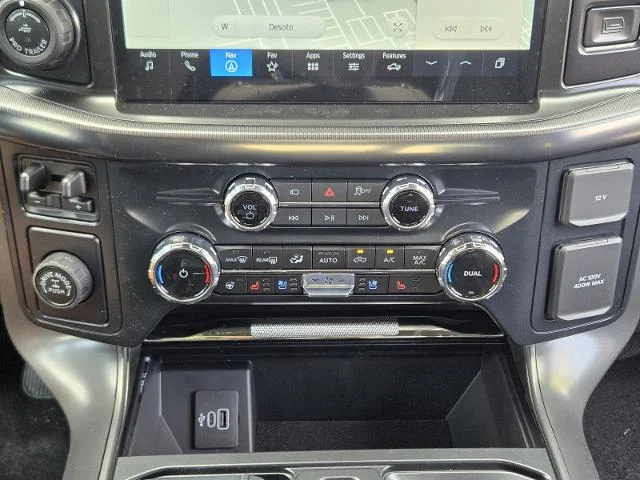 New 2026 Agate Black Metallic Ford Lariat® image 33