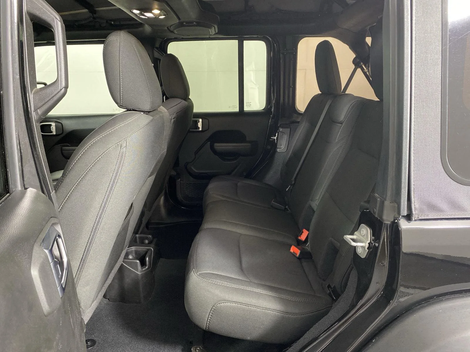 Used 2022 Black Clearcoat Jeep Unlimited Sport S image 18
