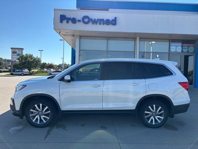 Used 2019 White Diamond Pearl Honda EX image 8